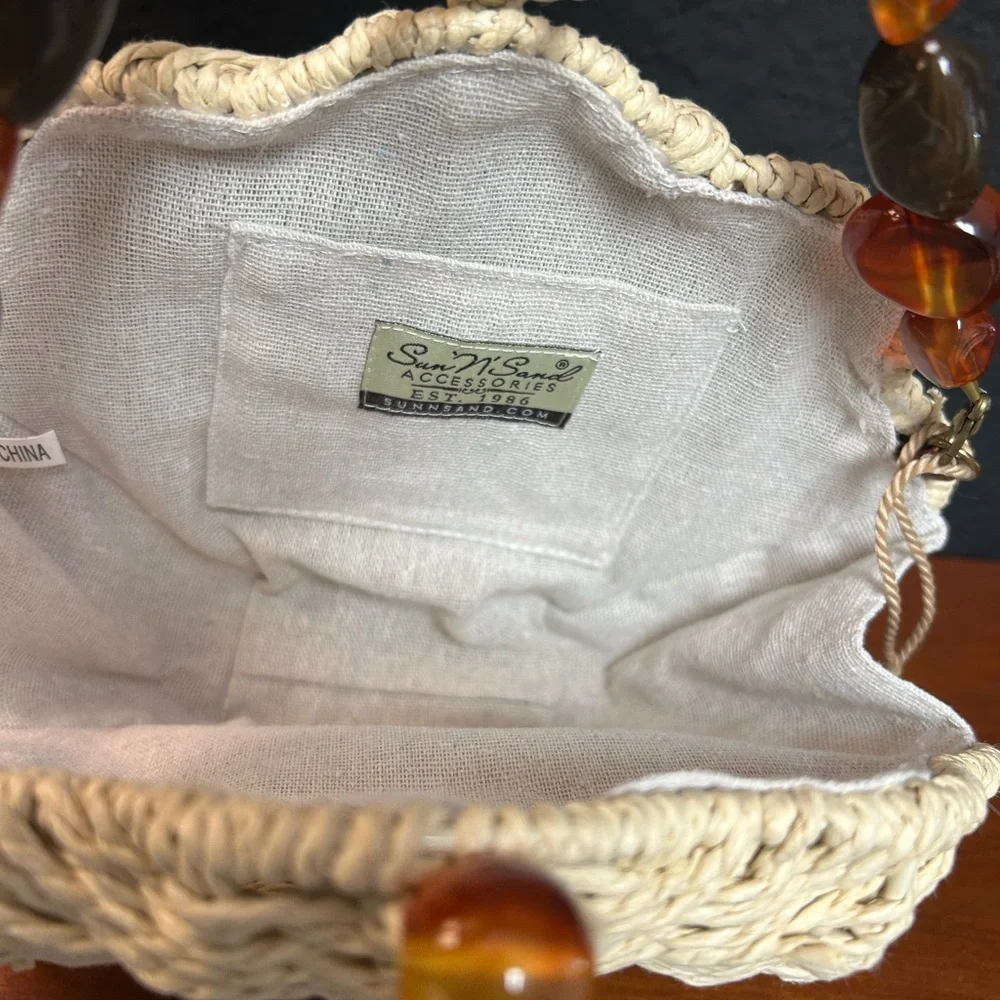 Sun ‘N’ Sand Woven Shell Handbag NWOT Cream-Colored Rattan faux tortoise beads - Picture 5 of 8